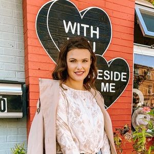 Meet your Posher, Mallory